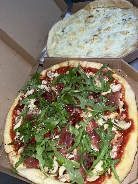 GardaPizza image 5