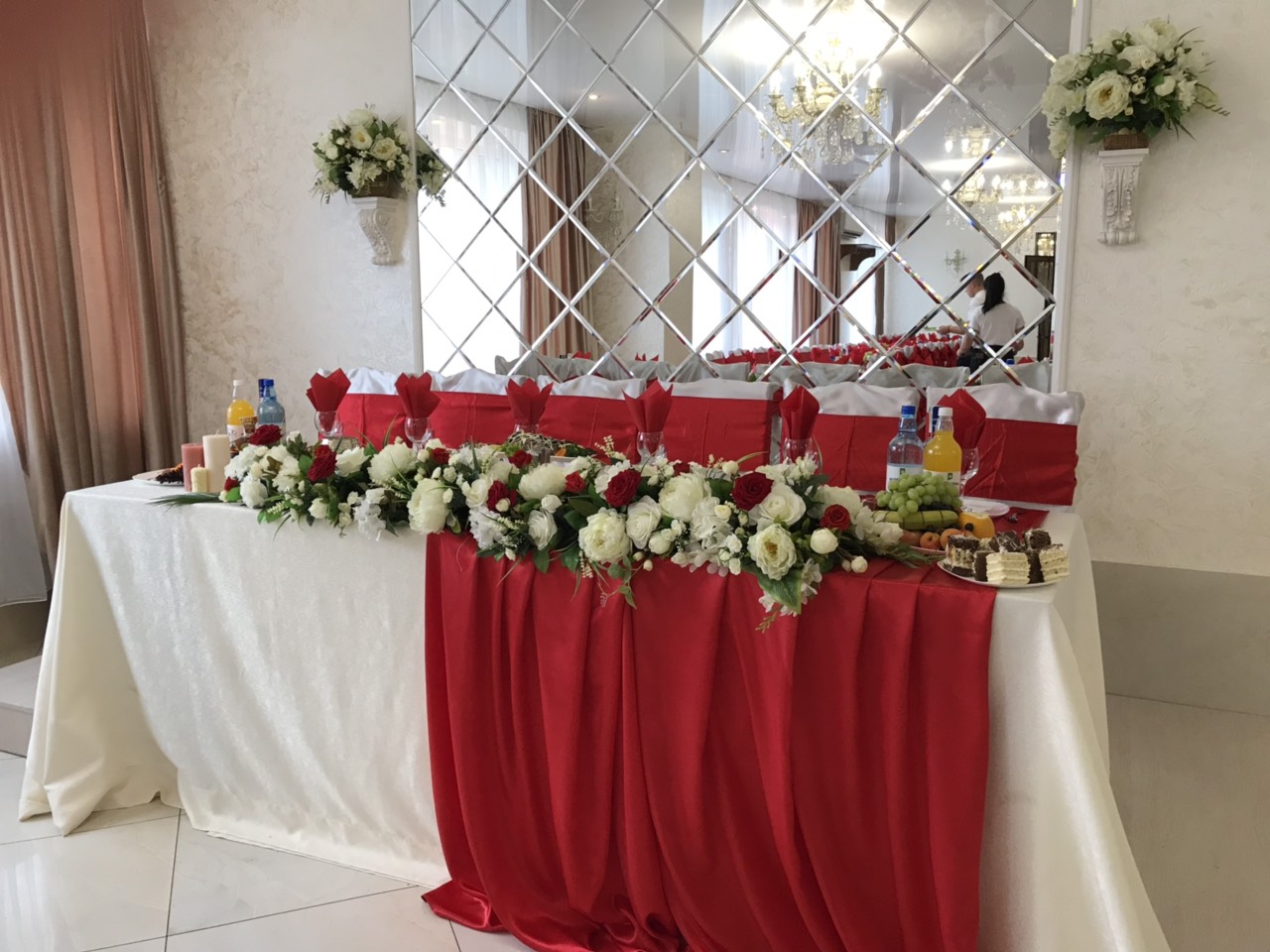 Zamok Buchatsʹkoho Rayst, Restoran image 3