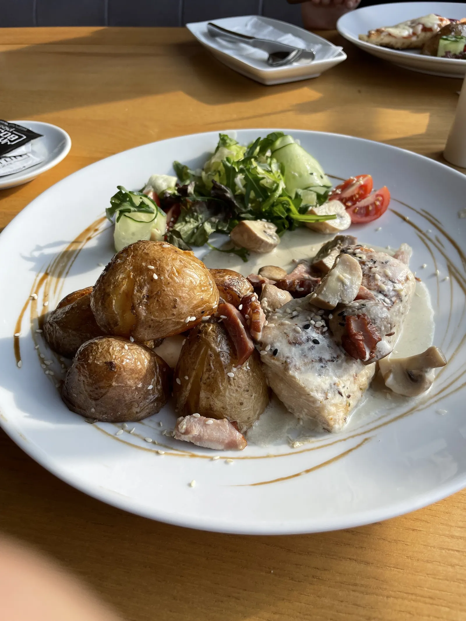 Boston pizza image 9
