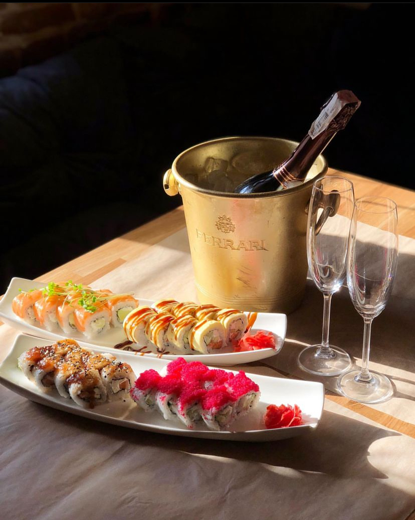 This Place Pub image 2