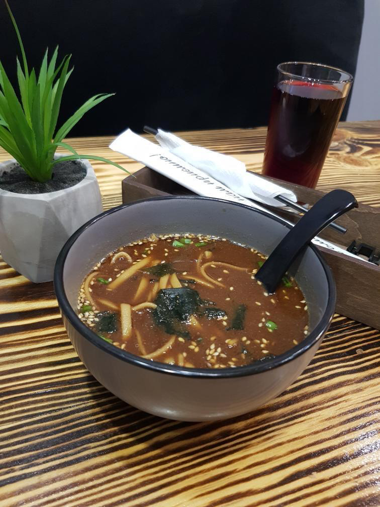 Sushi TAKO Pizza image 9