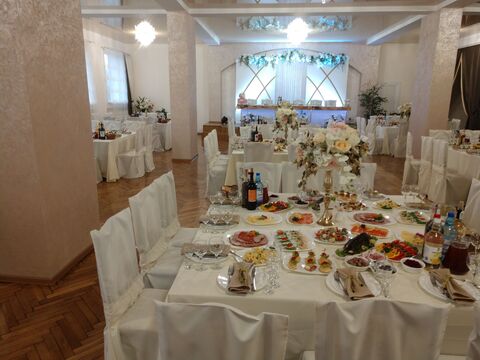 ЧЕРВОНА РУТА, РЕСТОРАН image 1