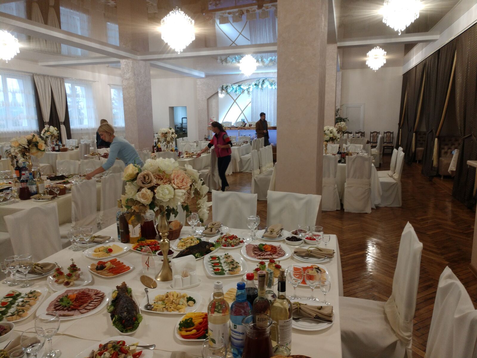 ЧЕРВОНА РУТА, РЕСТОРАН image 9