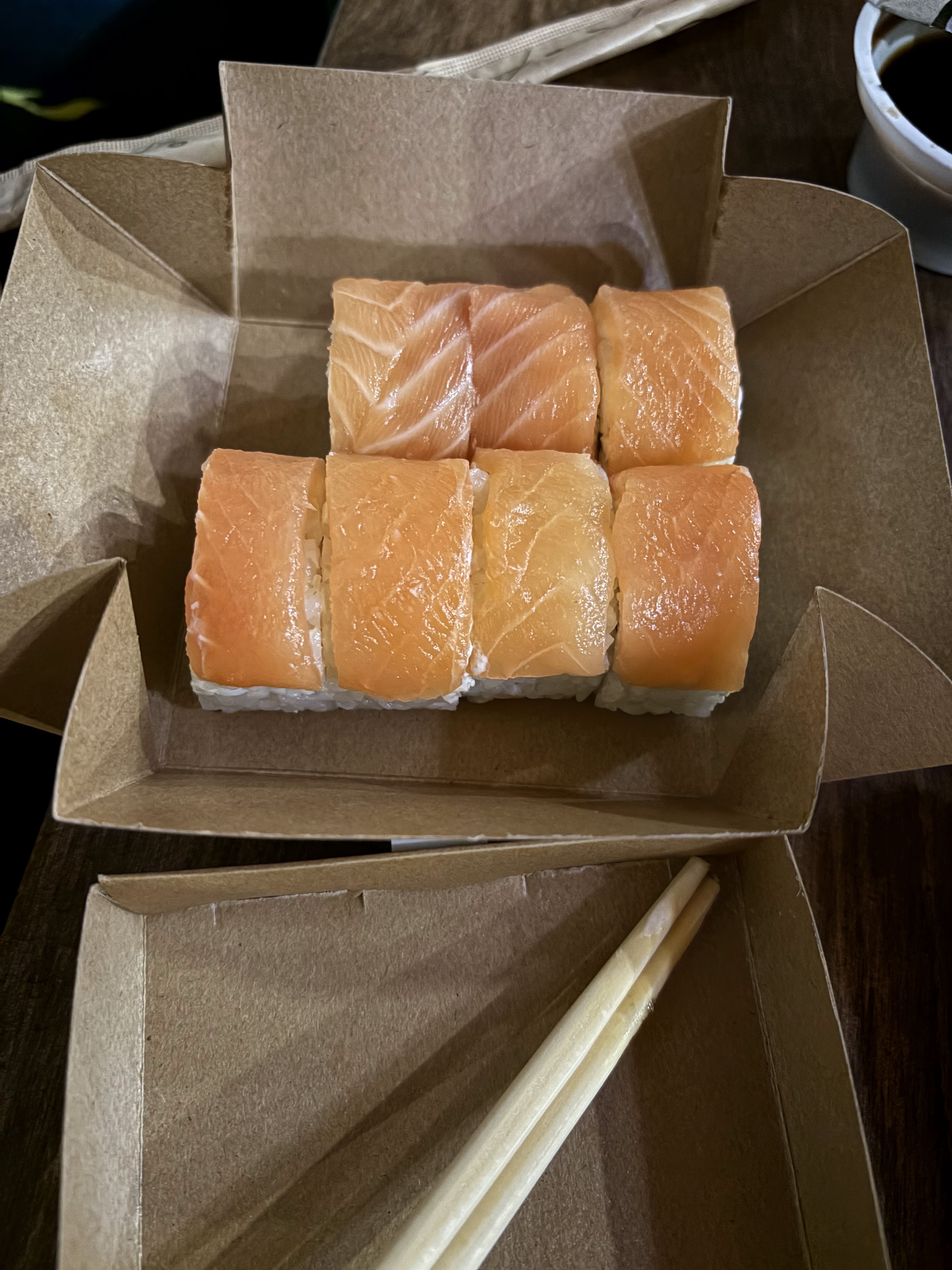 MANGO sushi&pizza image 6