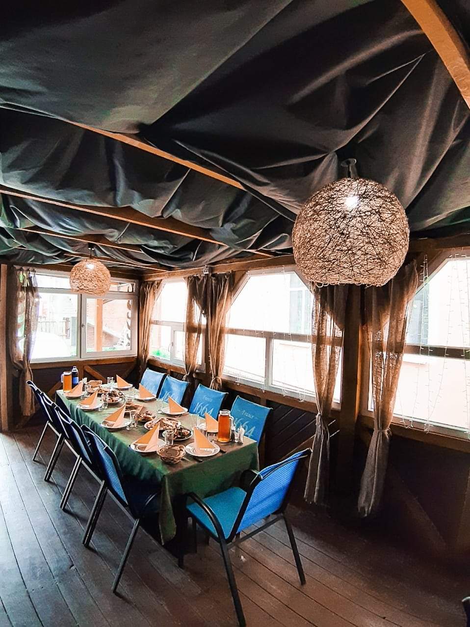 Бар-ресторан Royal Rest image 1