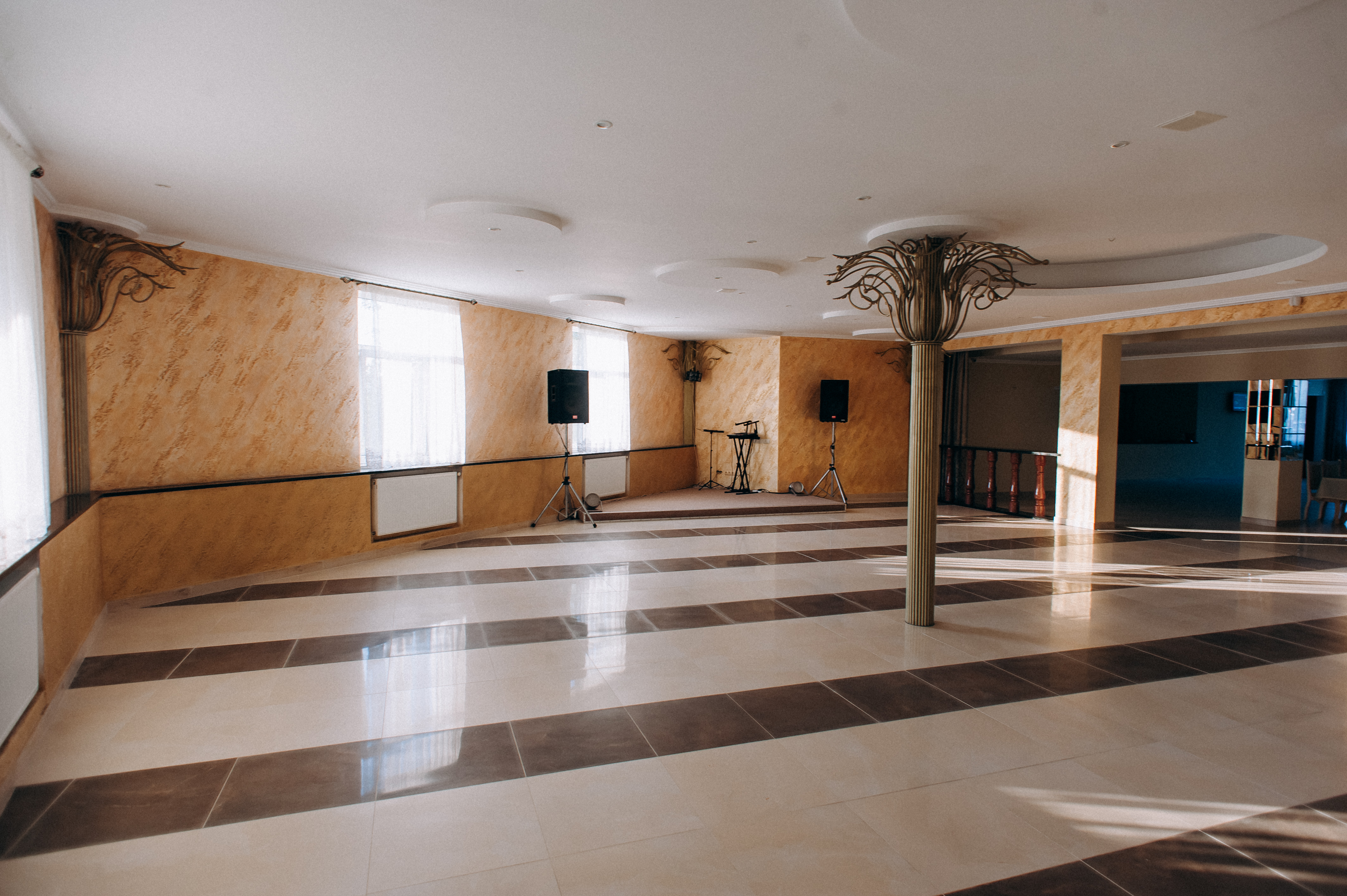 Lovelia Restaurant&Hotel image 8