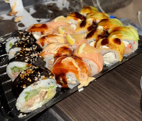 Osama Sushi image 2