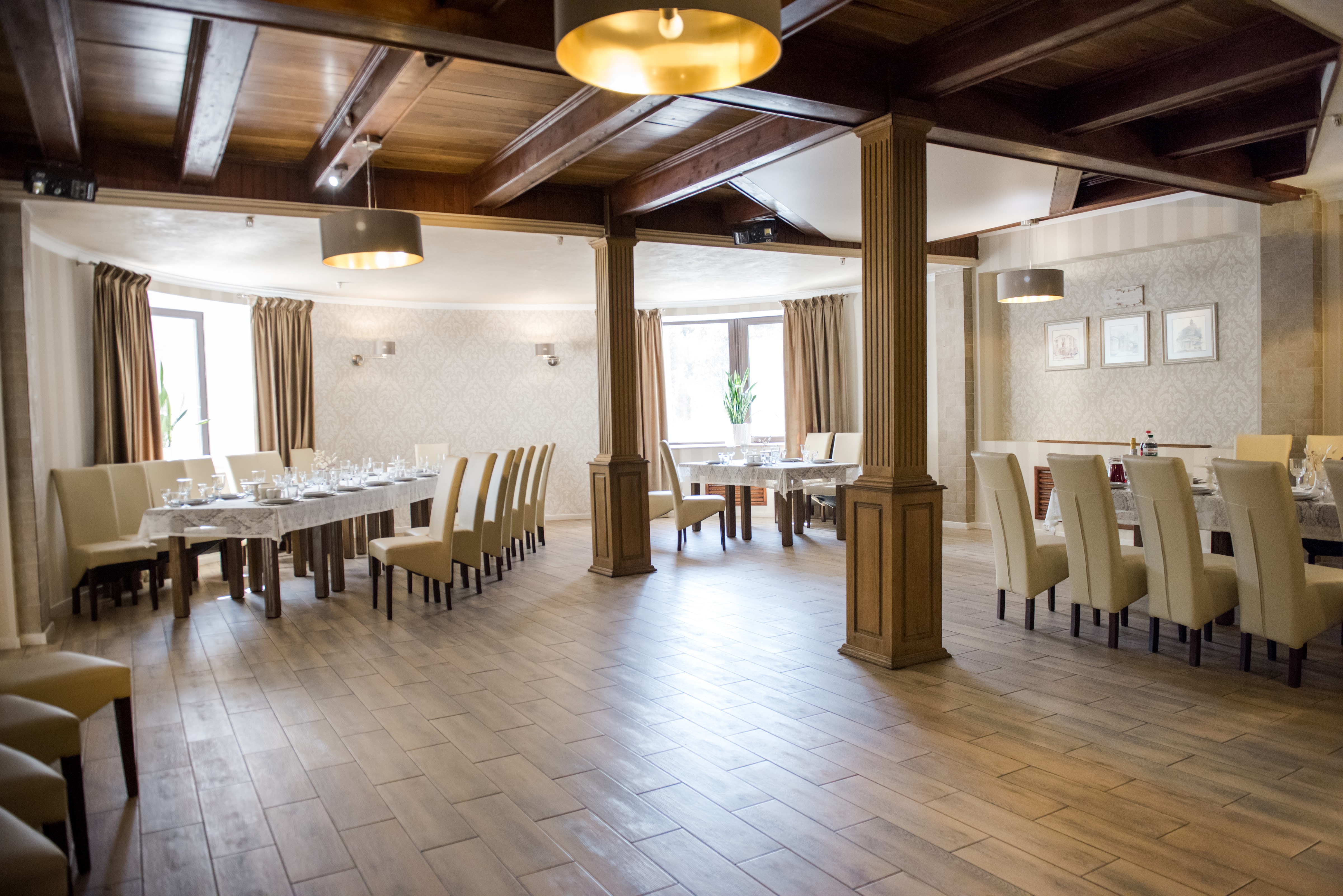 Restoran Zheneva Ternopil Hotelʹ Bankety, Furshety, Vesillya, Korporatyvy, Dytyacha Kimnata image 8