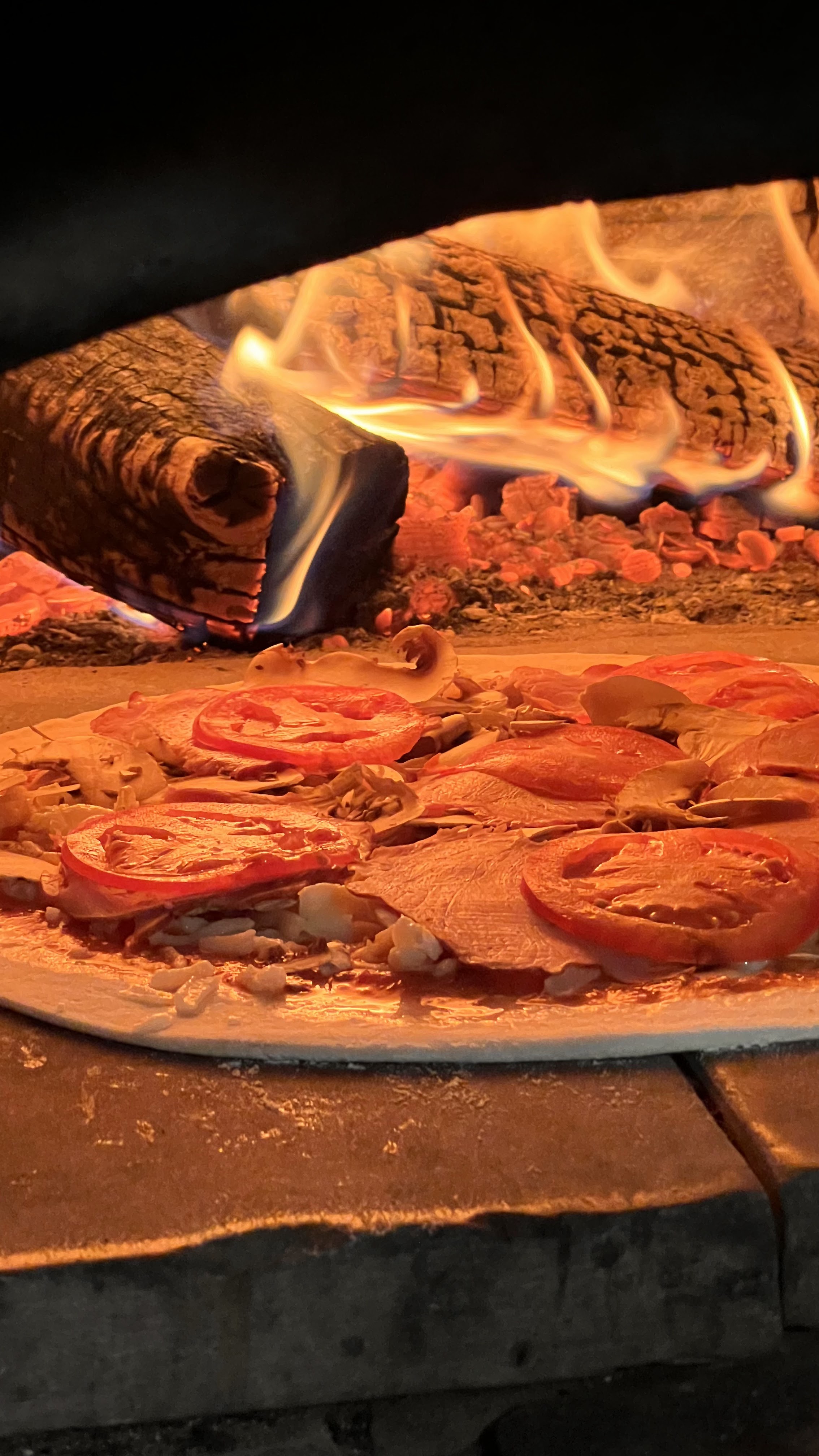 LANATA -піца на дровах image 5