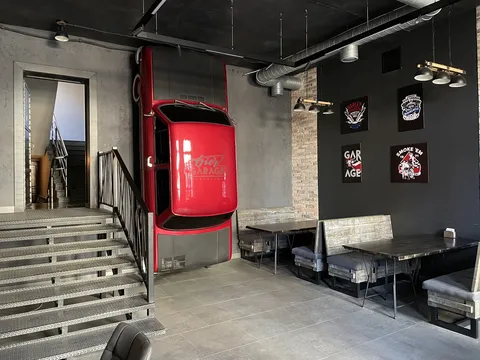 Bier Garage image 3
