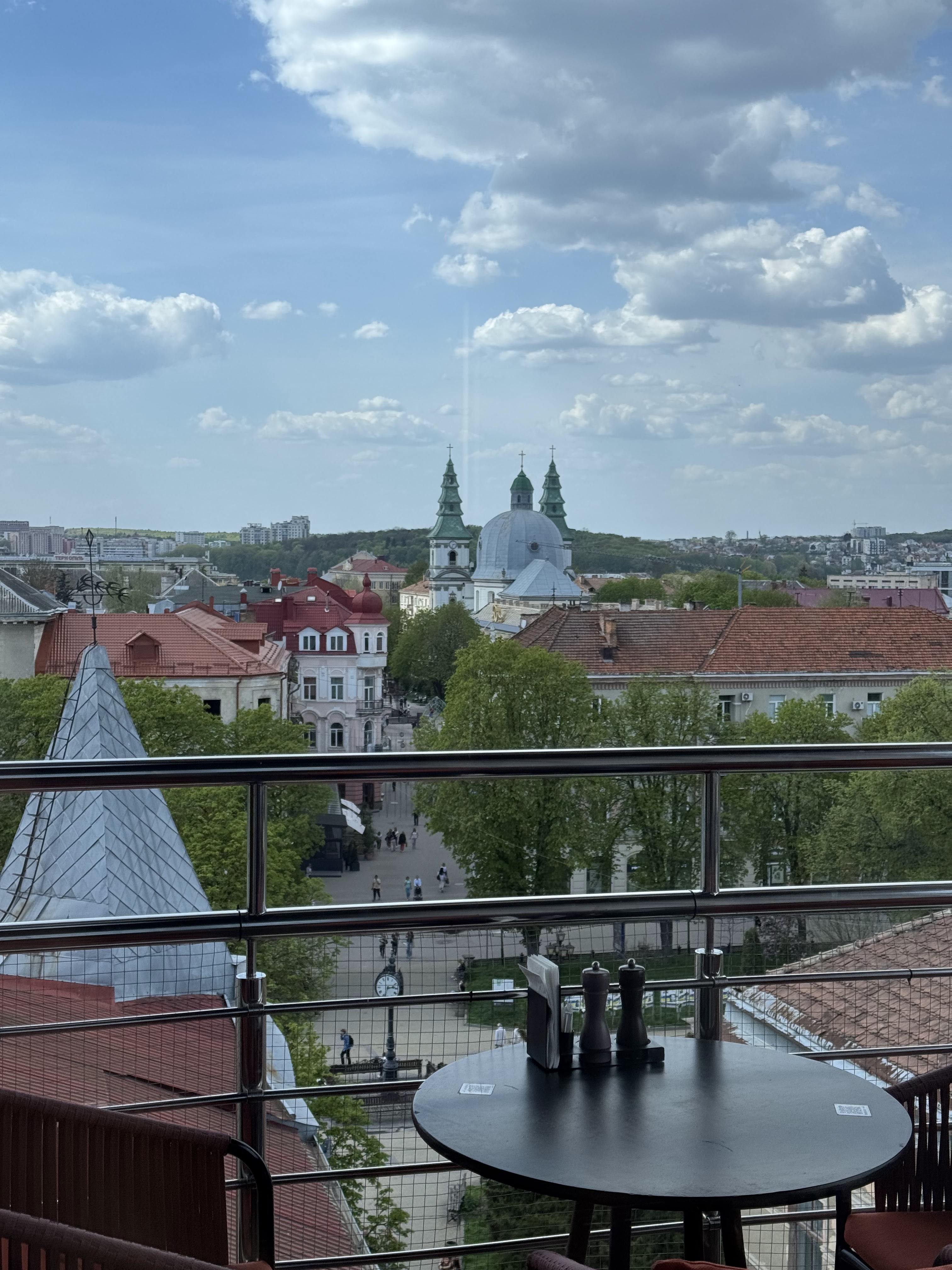 NA NEBI grill & wine (На небі) - європейська кухня в серці Тернополя | Доставка їжі image 3