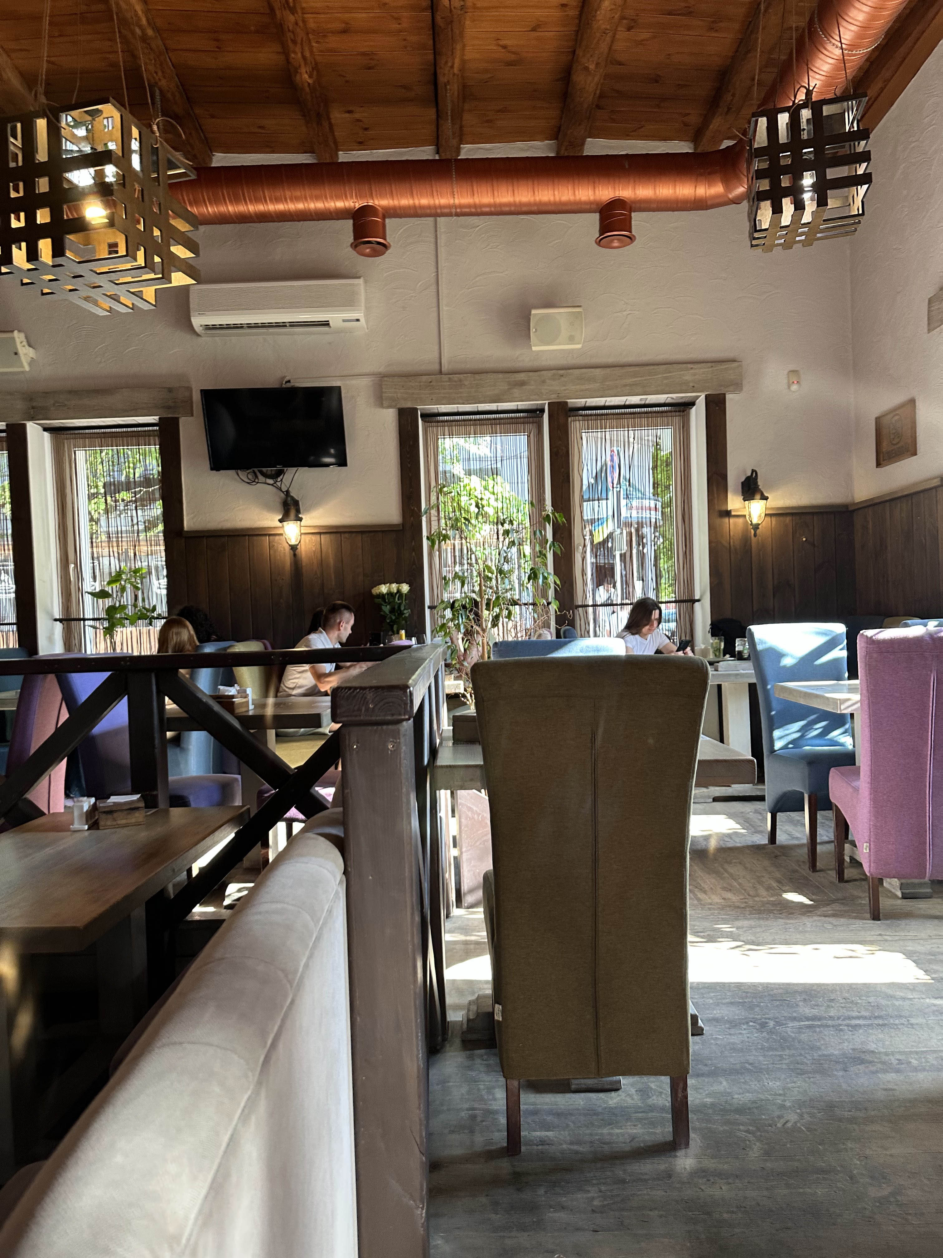 Klub Faynoho Mista image 6