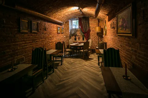 Flyashka Restoratsiya image 1