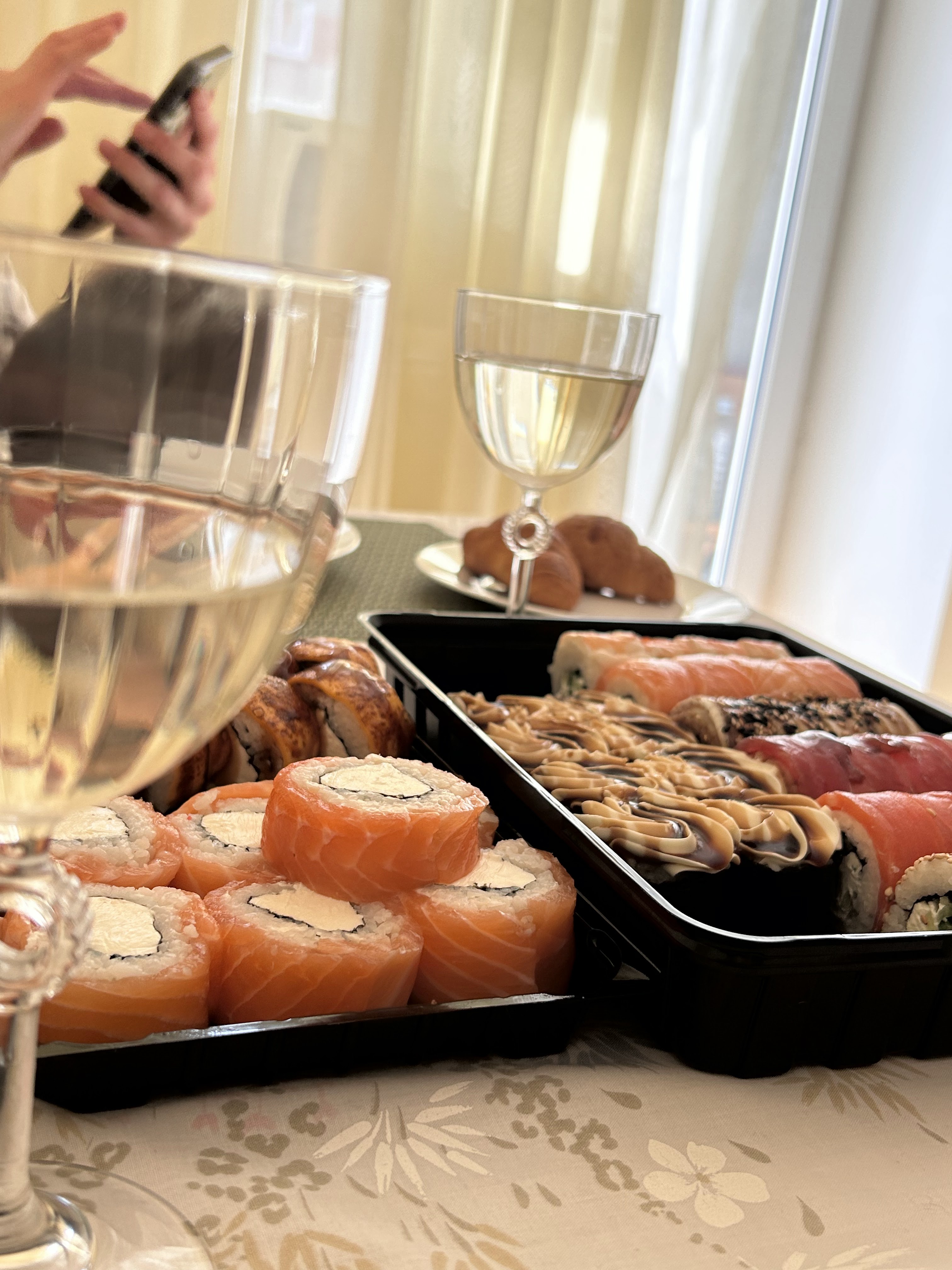 Osama sushi Ternopil image 10