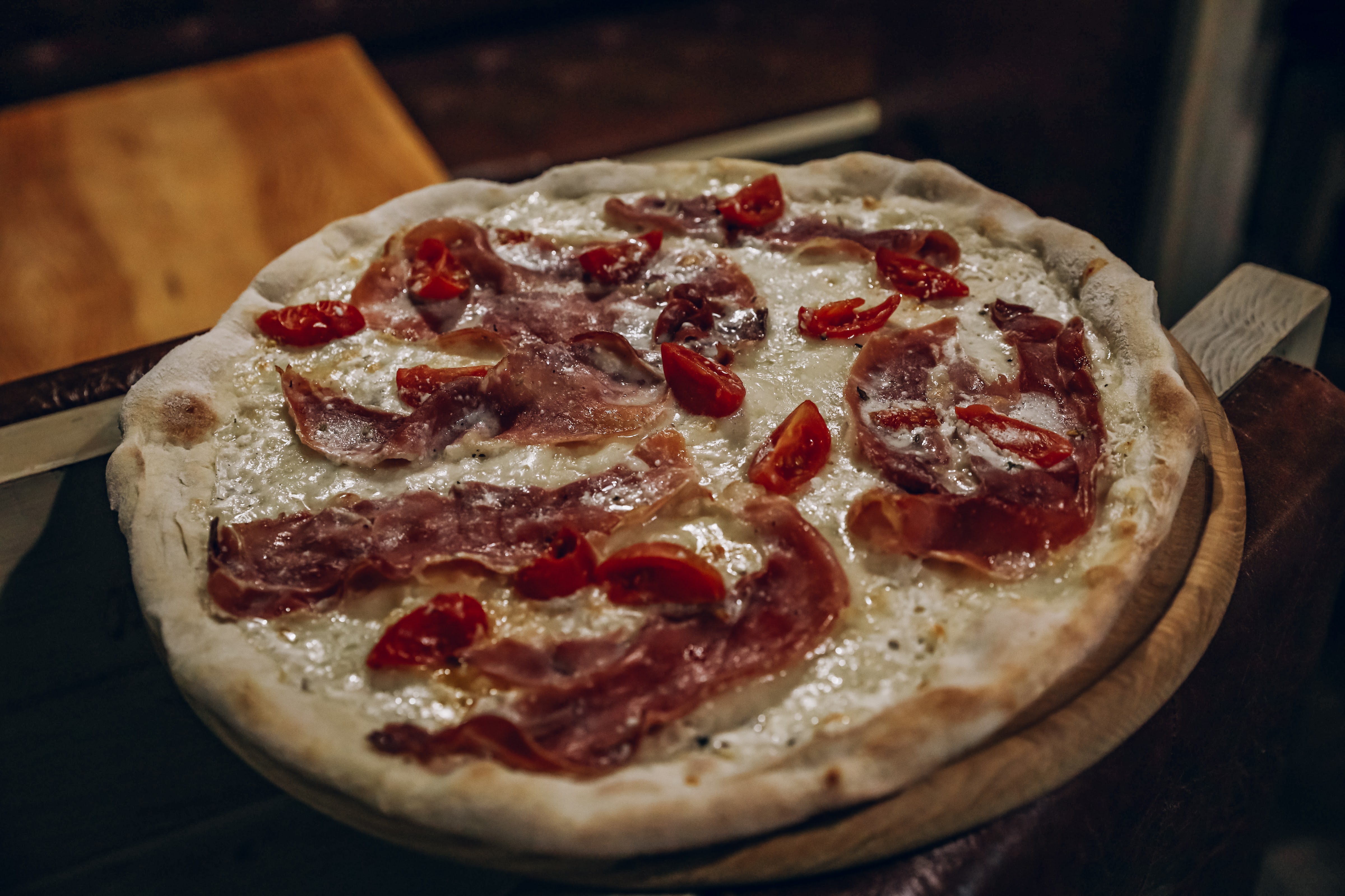 Steyk-Khaus Bif Pitsa Ternopilʹ. Onovlenyy Zaklad, Nove Menyu, Velyka Dytyacha Ihrova Kimnata.pitsa, Sushi, Shashlyk, Steyky. Dostavka. image 8