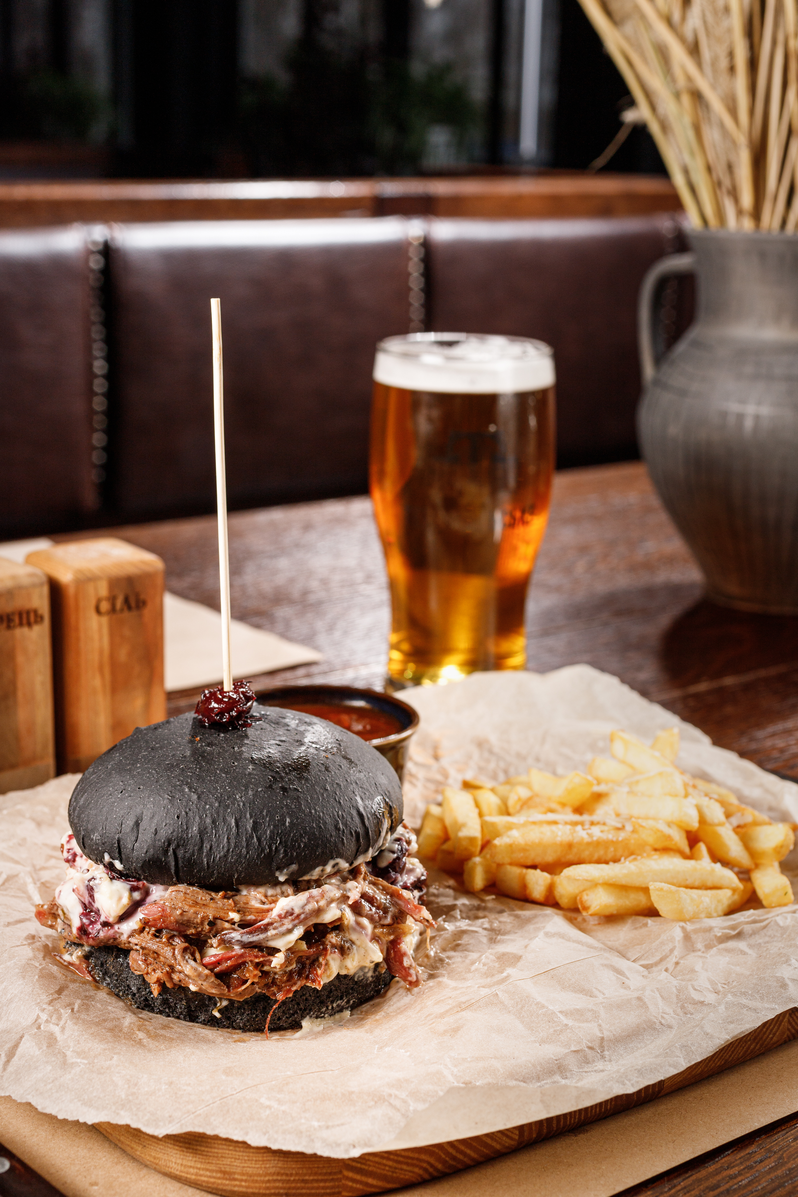 Hrylʹova Restoratsiya "Vuhilʹ" image 2