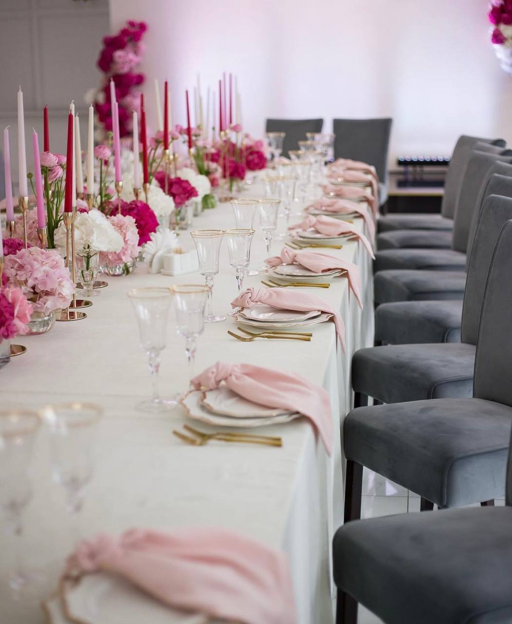 Versailles Restaurant image 3