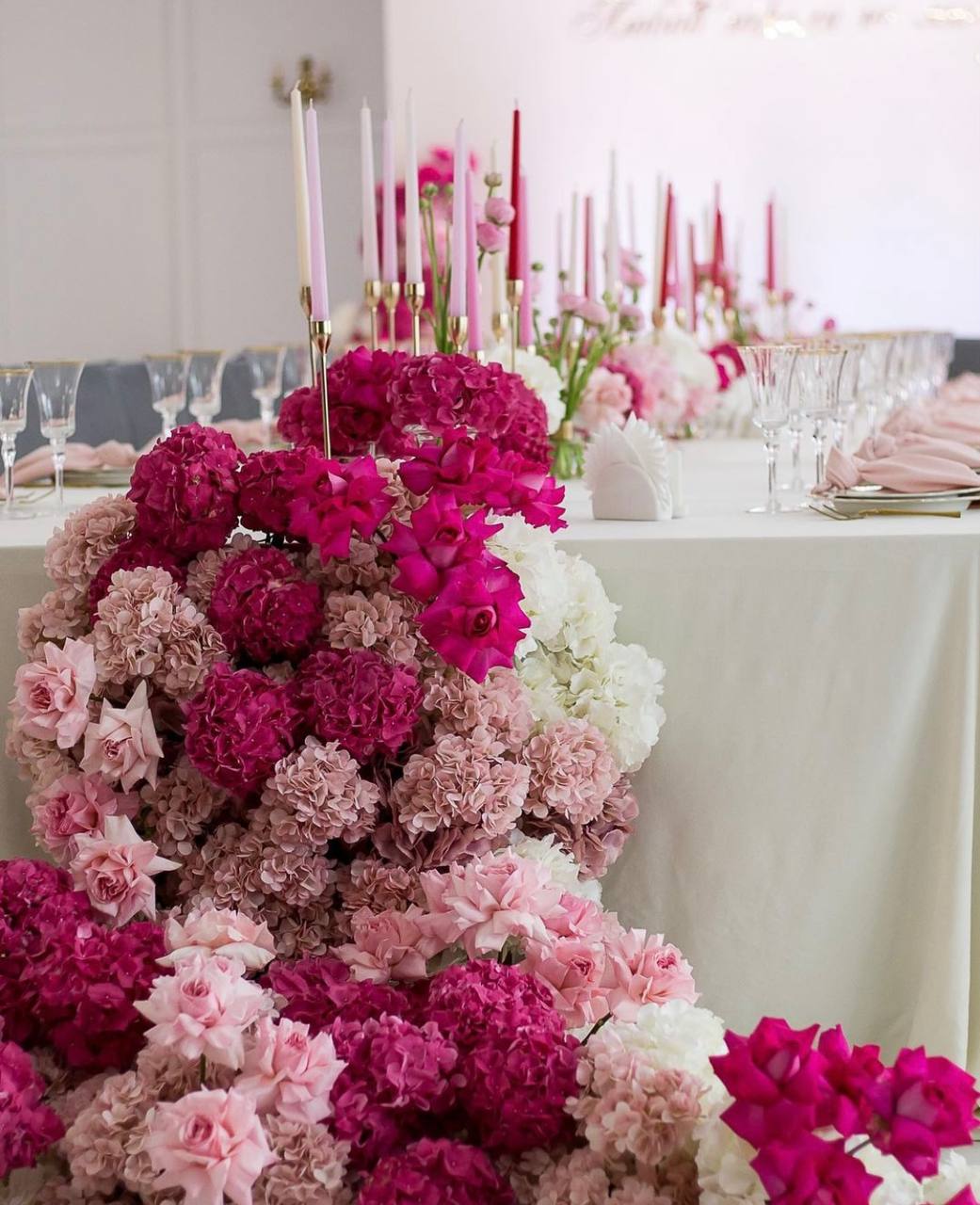 Versailles Restaurant image 4