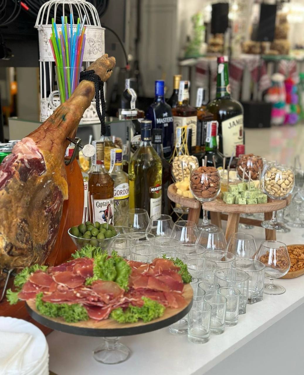 Versailles Restaurant image 9