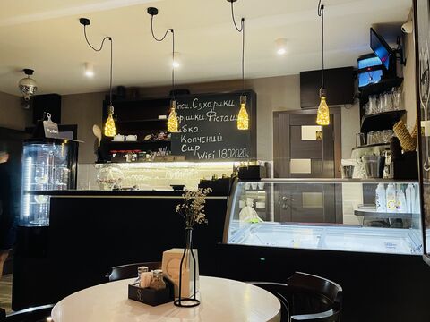 SL Bar Lounge image 4