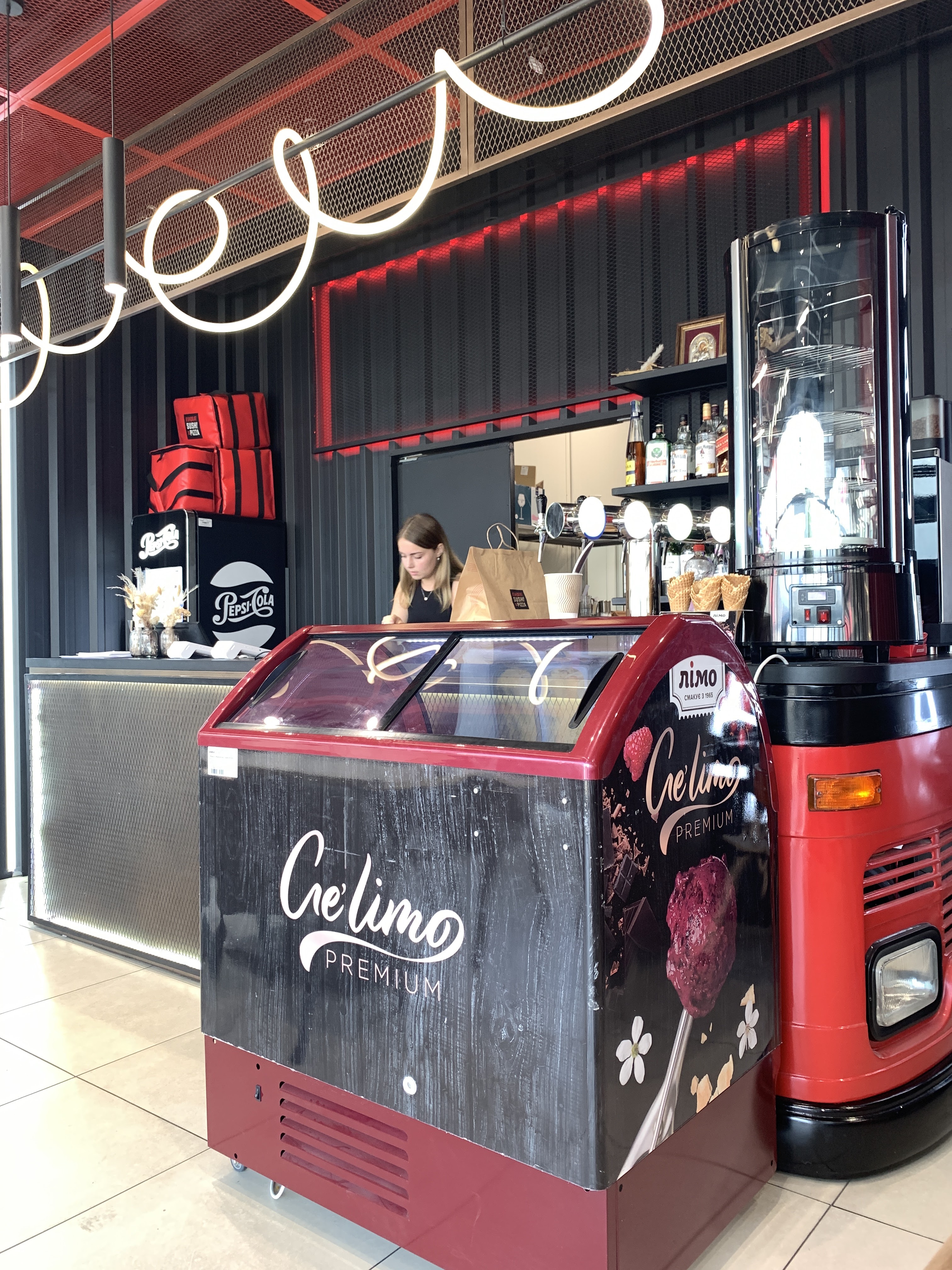 KVADRAT SUSHI & PIZZA image 8