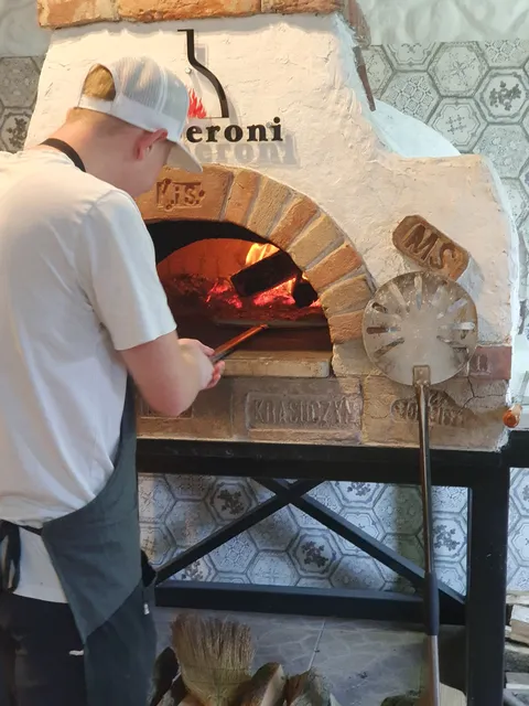 Pepperonipizza image 4