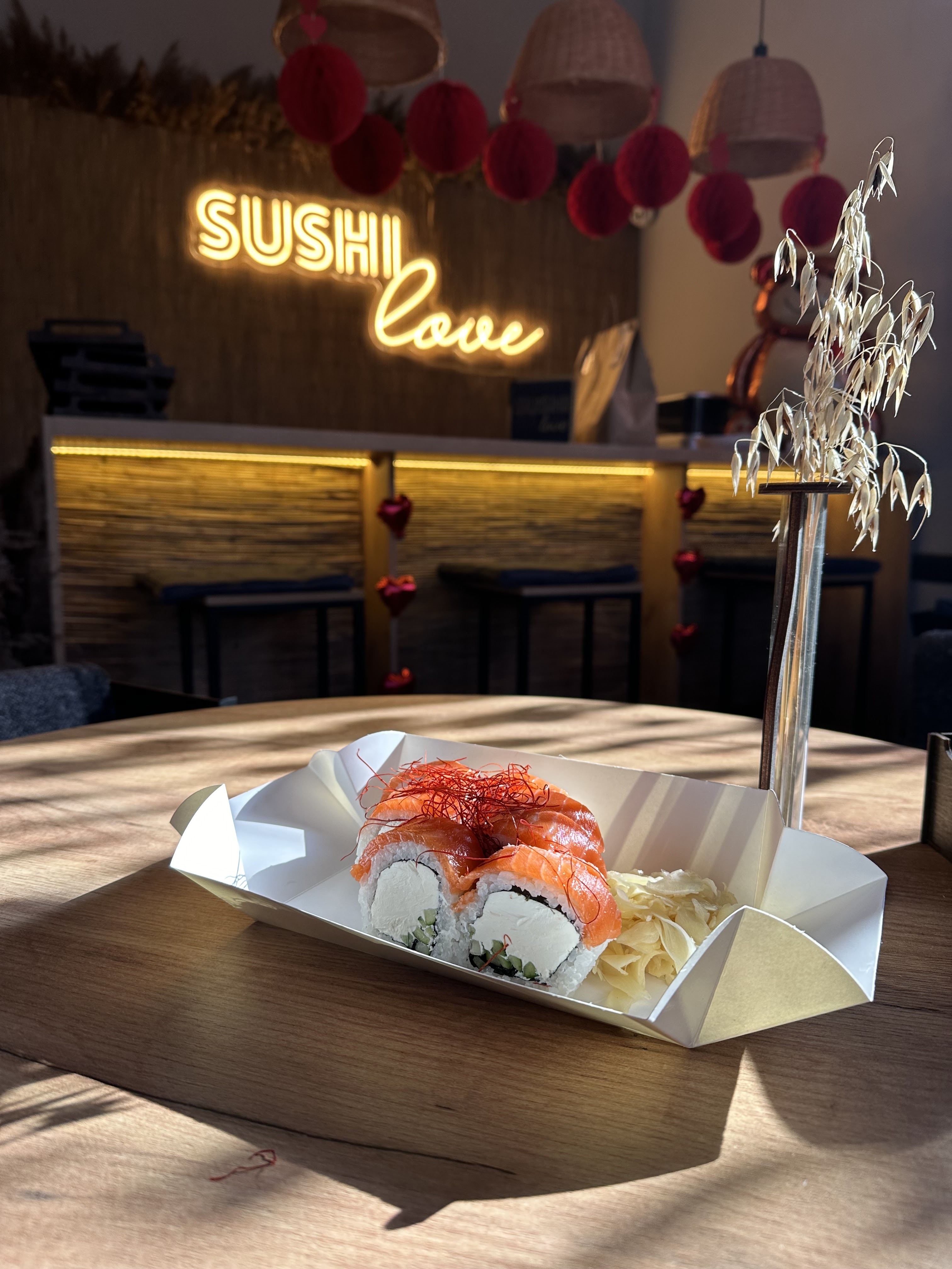 Sushi.love.busk image 7