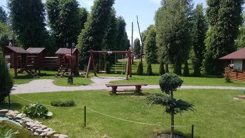 Staryi Zamok image 6