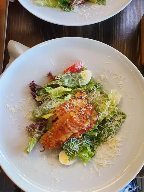 Family cafe image 7
