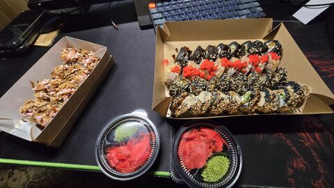 Booster Bar sushi/pizza image 4