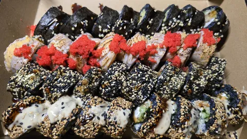 Booster Bar sushi/pizza image 5