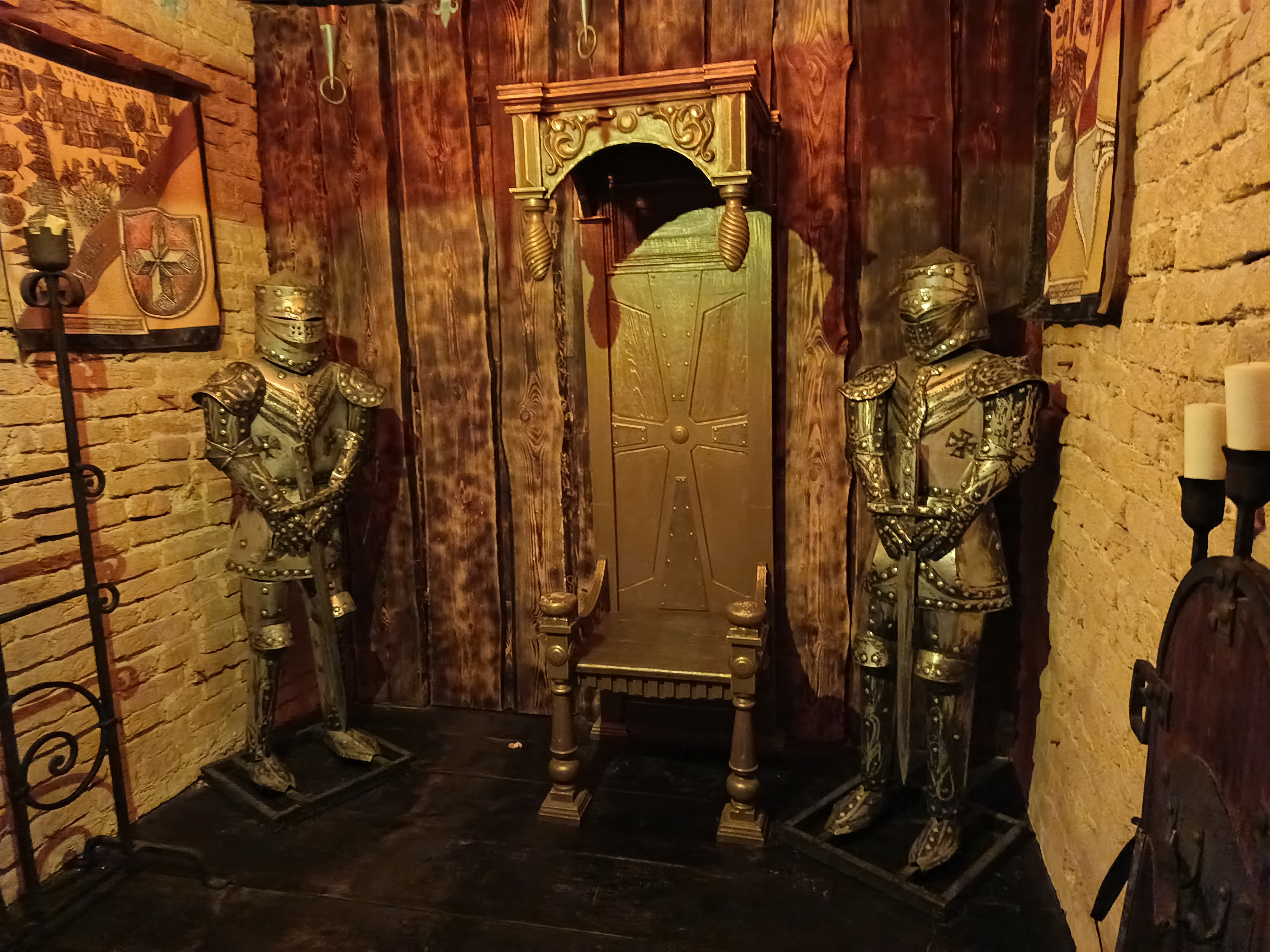 Ресторан/Трапезна Підземелля image 7