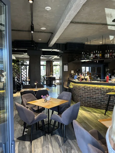 Noble Restaurant image 3