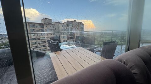 SkyBar image 7