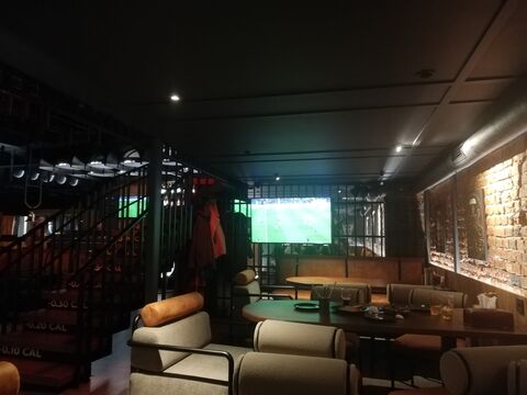 Restoran Pyva Ta Emotsiy Luchan image 2