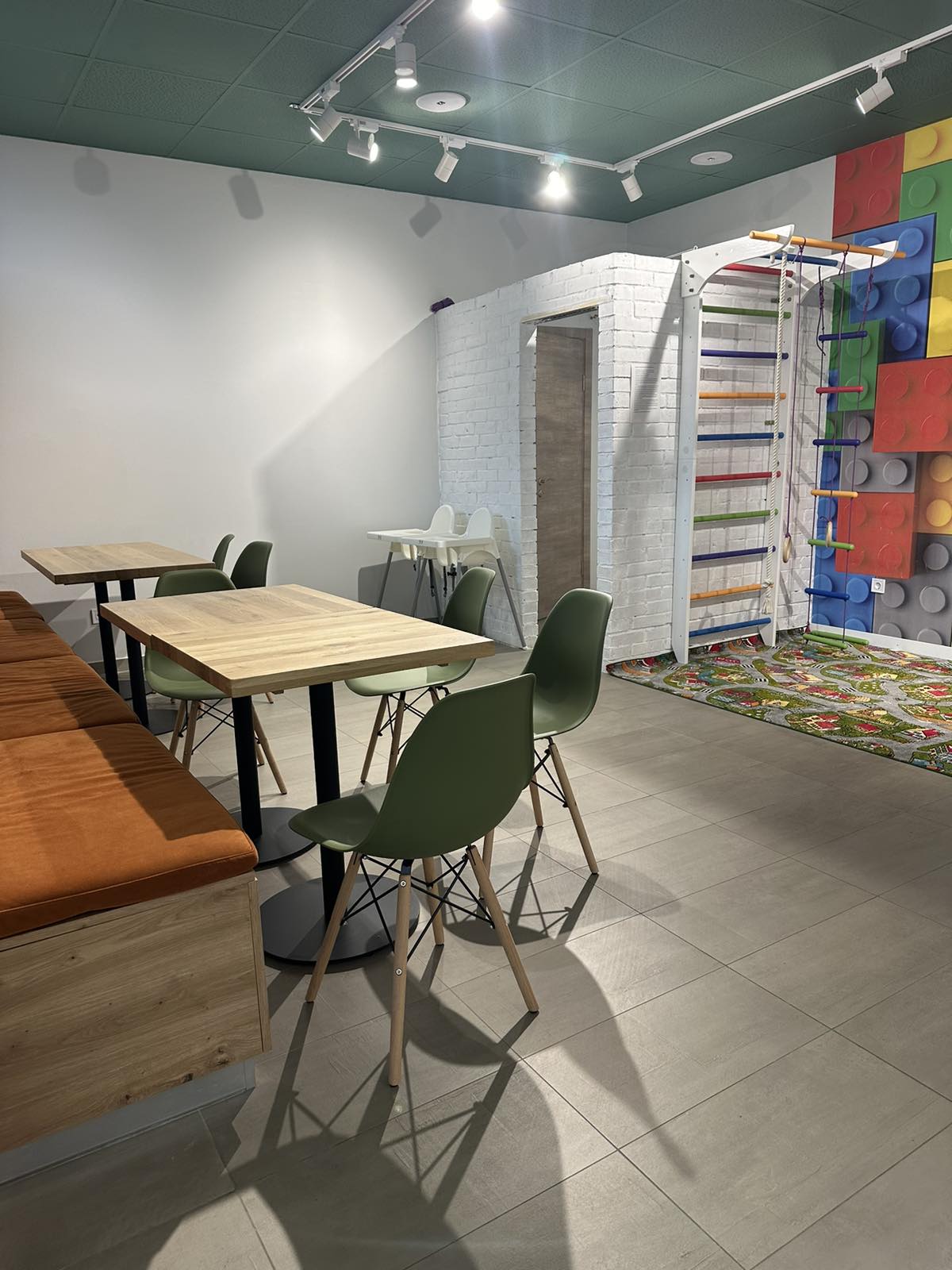 PIZZA POINT image 10