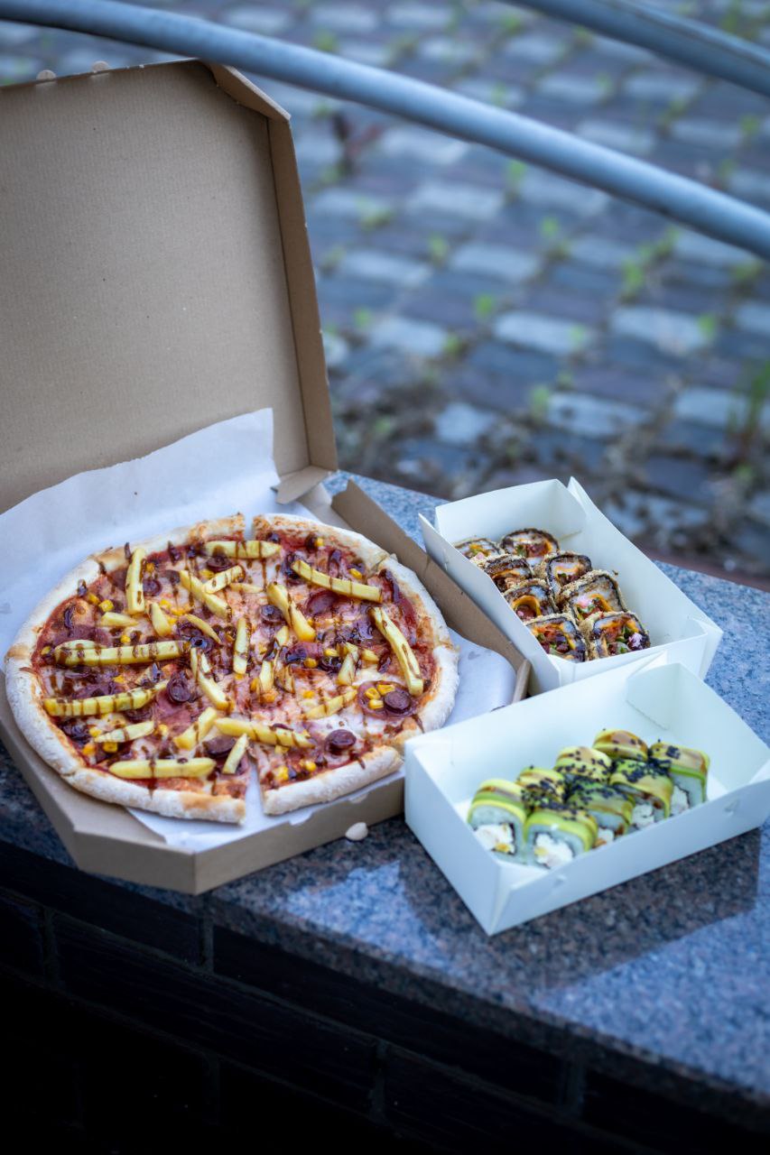 Pizza&Sushi Time image 7