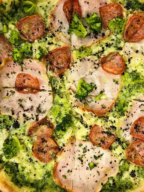 Tondo pizza image 3