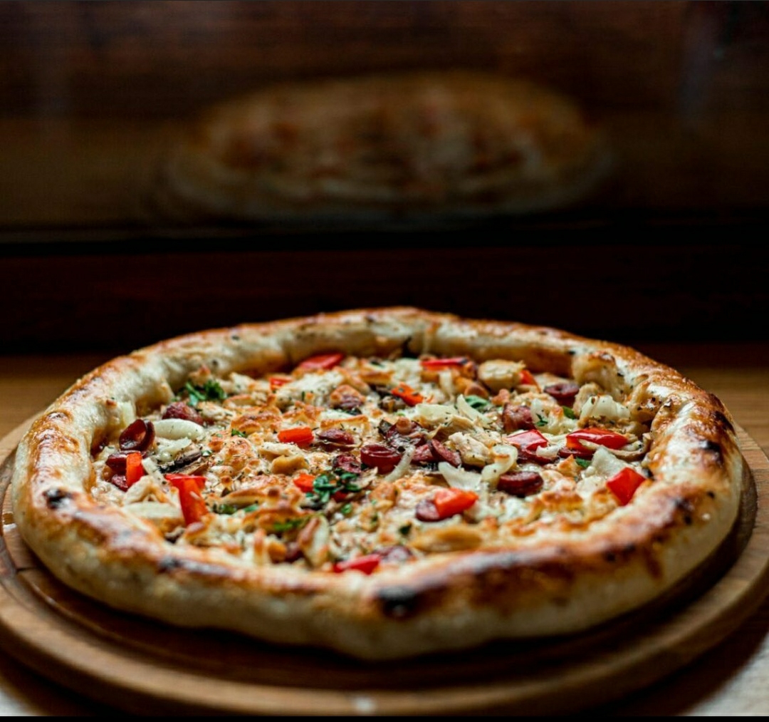 Доставка піци, їжі - ресторан Fat Cat, літній майданчик Osteria image 3