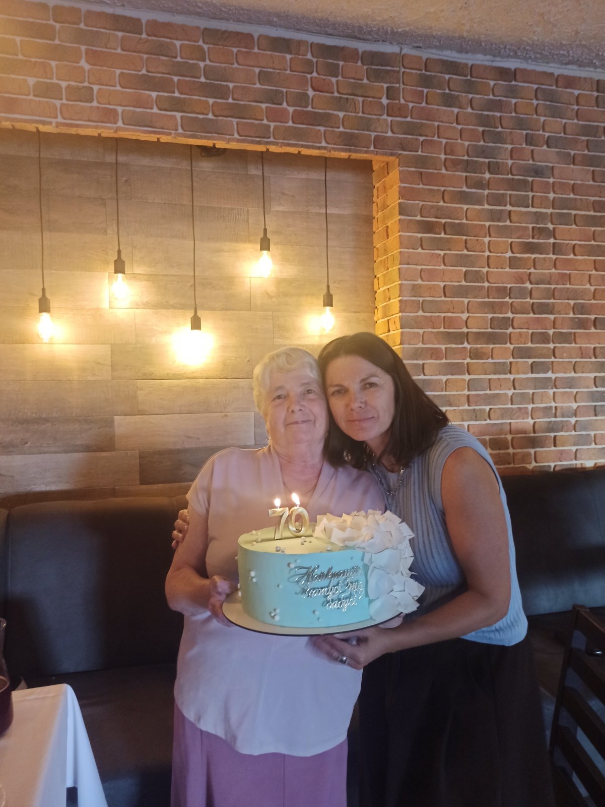 Cafe Tornado image 4