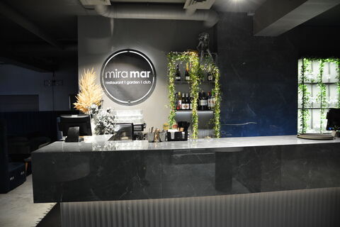 Miramar Restaurant | Garden | Club image 3