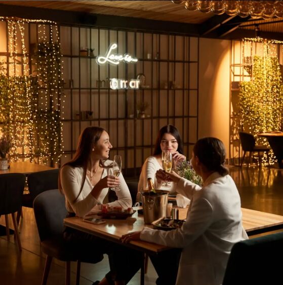 Miramar Restaurant | Garden | Club image 9