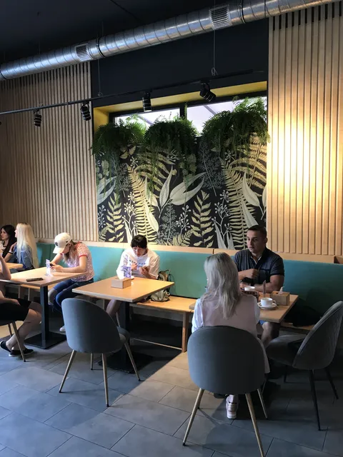 Dobre food hall image 7
