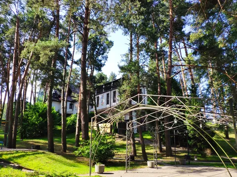Sadyba na Dzherelakh image 5