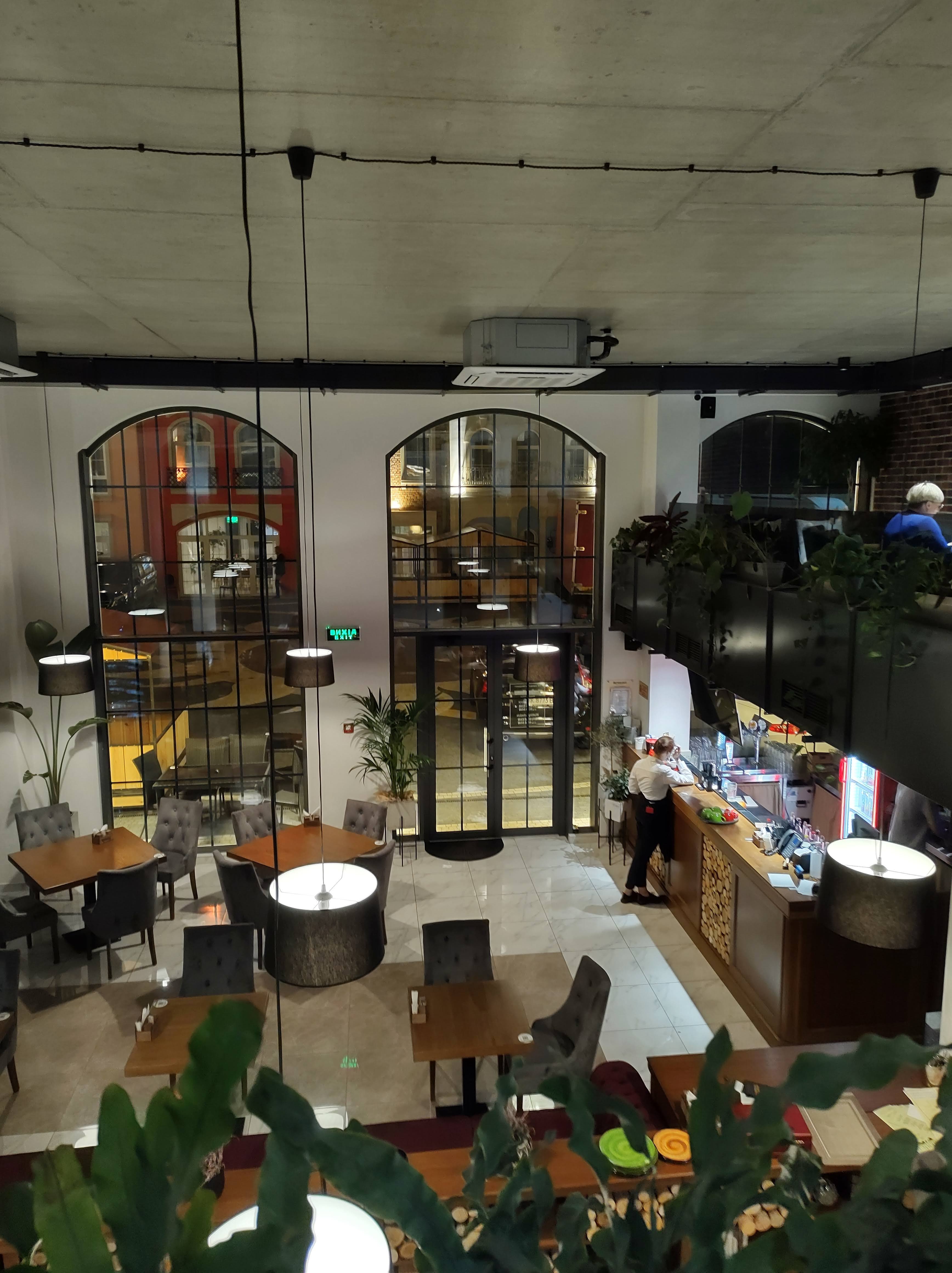 Primavera Bergschloss image 9