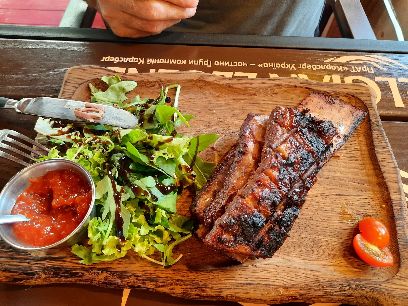 Ribs House image 3