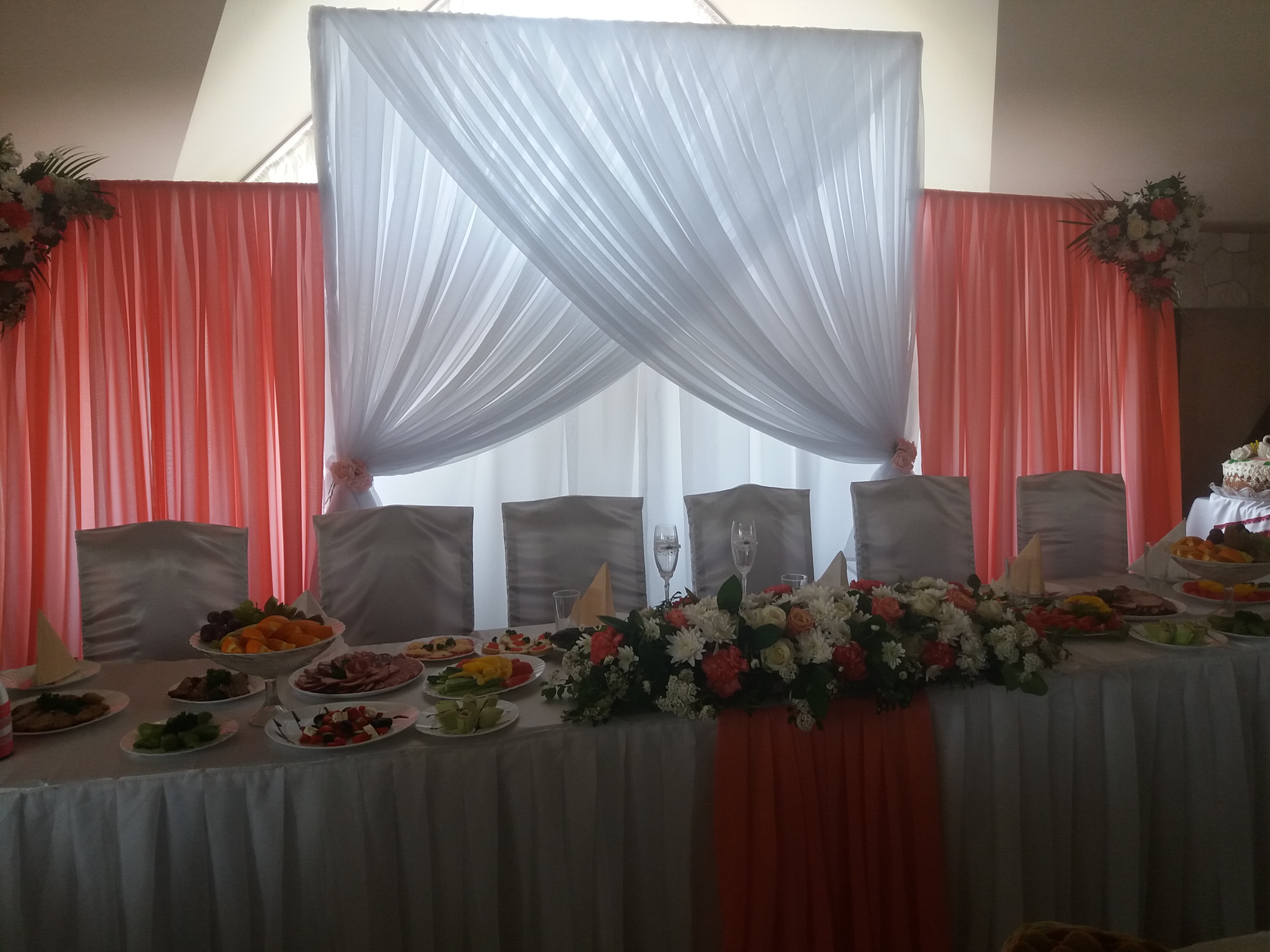 Gostinniy Dvir image 7