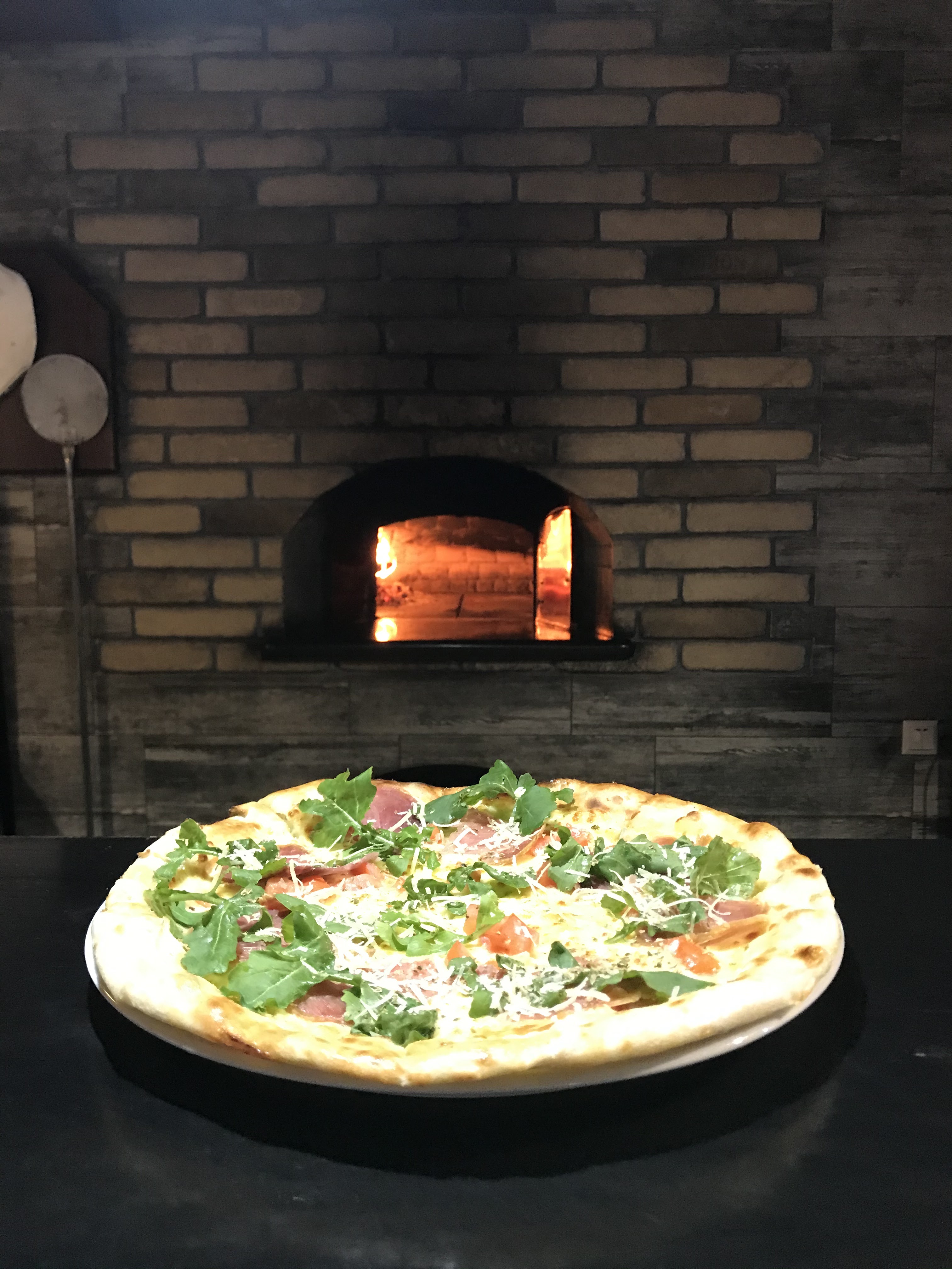 Kingdom M-Pizza image 10