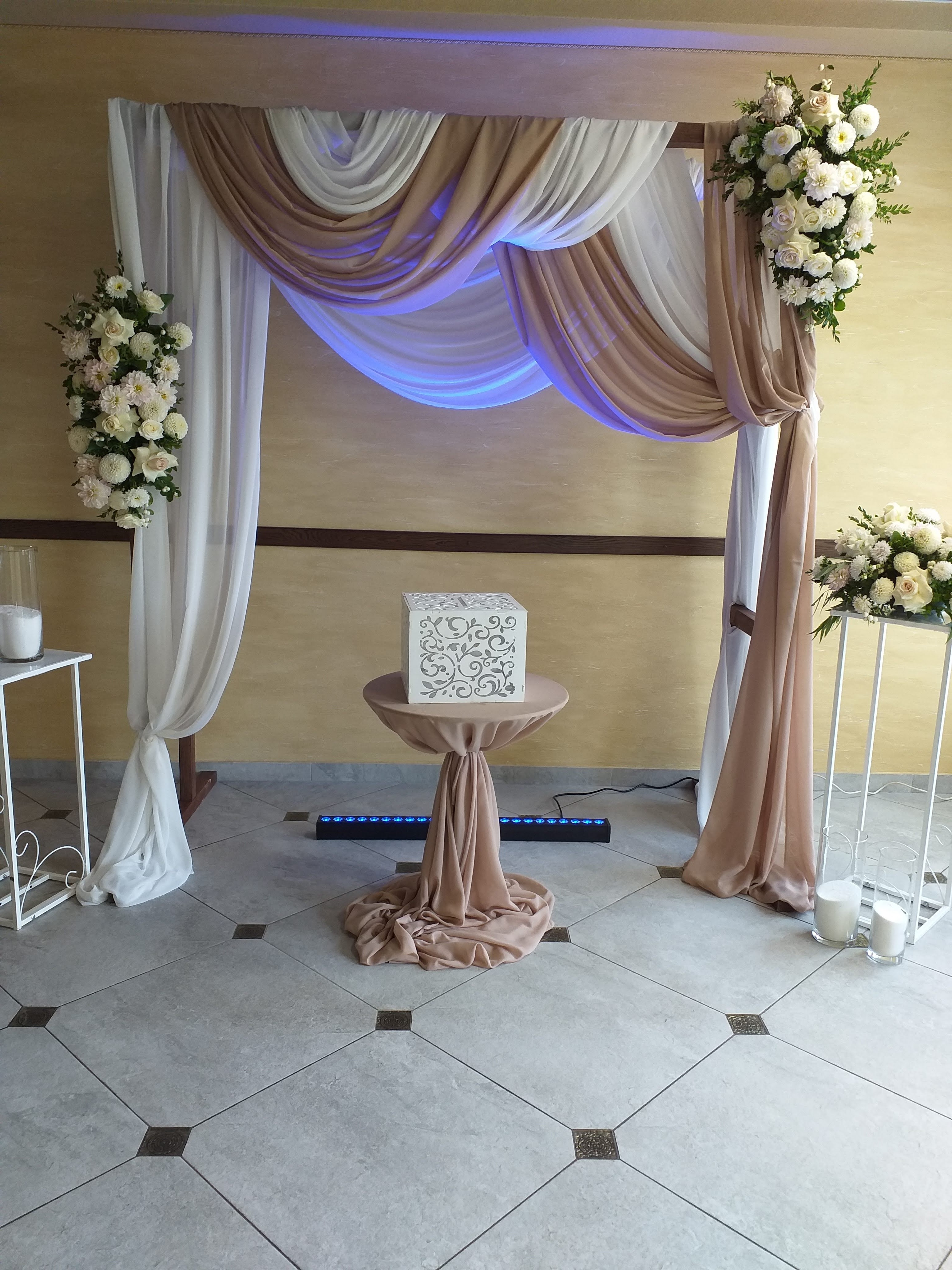 Romanov Plaza image 6