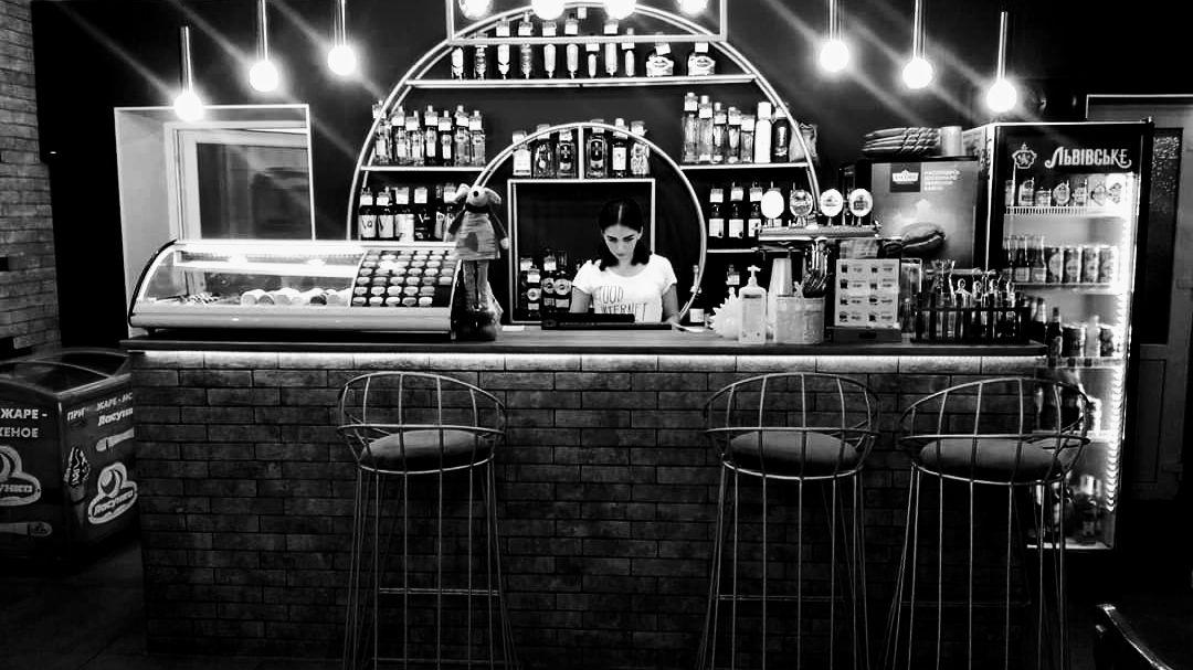 Лаунж-бар "Оскар" image 1